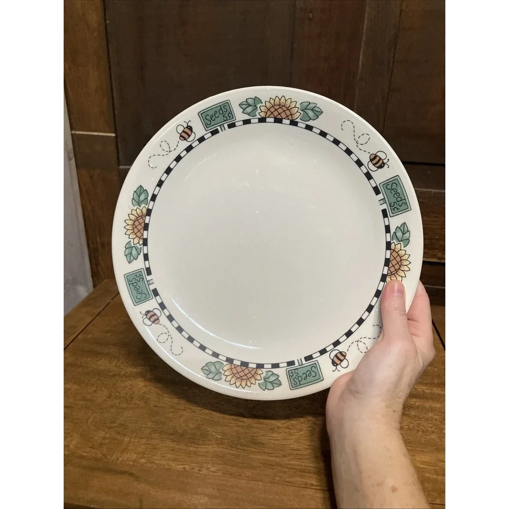 1 - Vintage Corelle SUNBLOSSOMS White Dinner Plate 10 1/4" - Picture 1 of 6